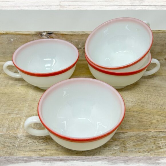 Vintage 1950's Pyrex Tea Cups Set of 4 - Picture 1 of 6